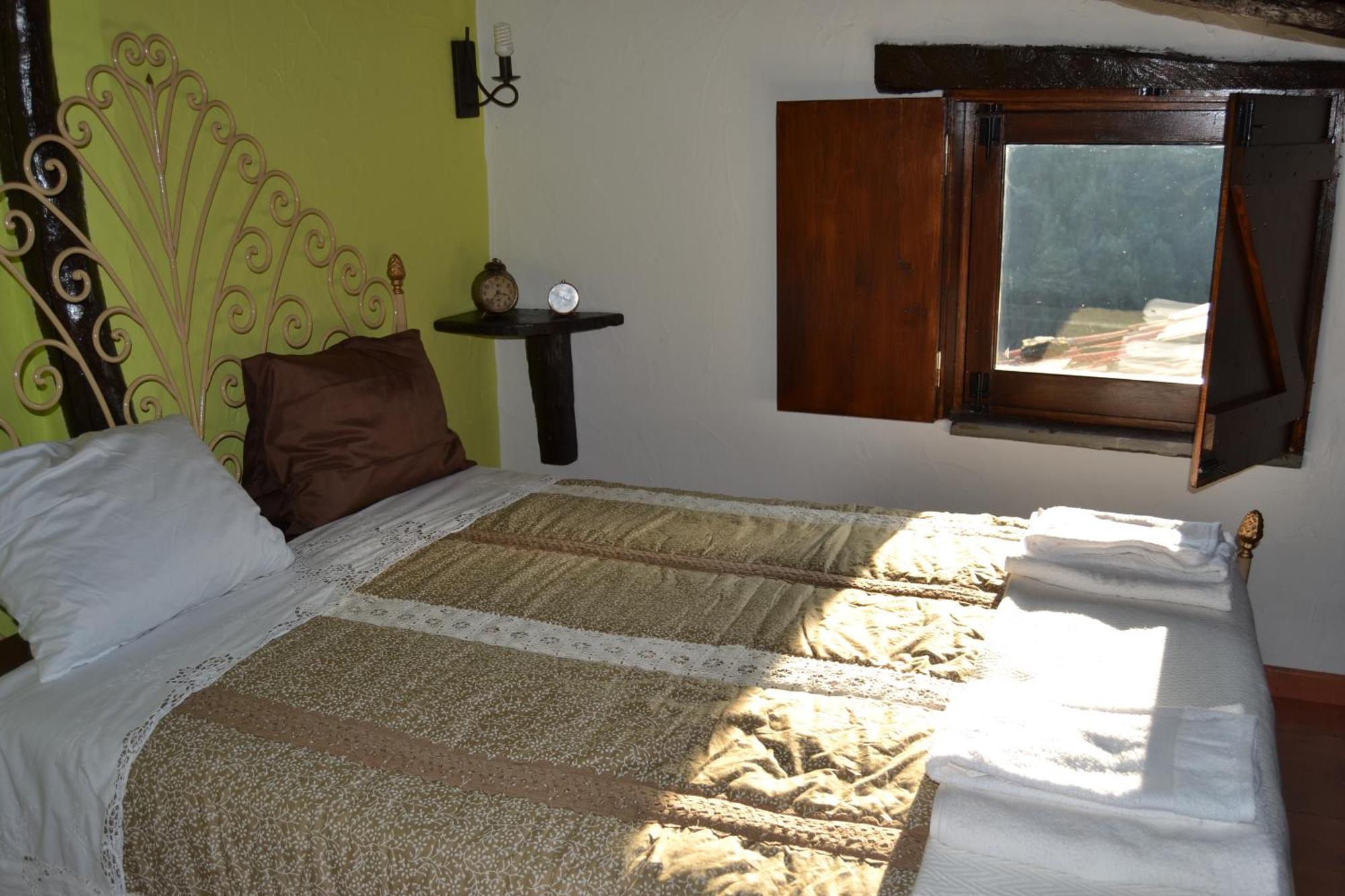 Talasnal Montanhas De Amor Lousã Room photo